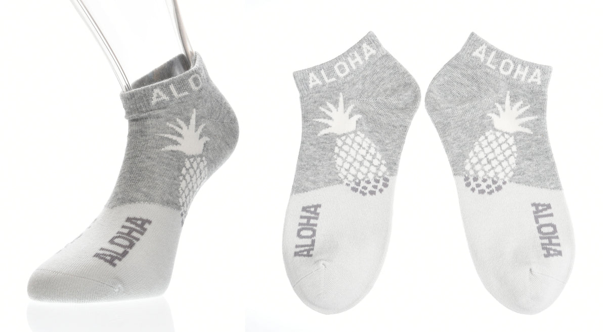 SOCKS- ANKLE ALOHA PINEAPPLE β R & R Gifts Hawaii